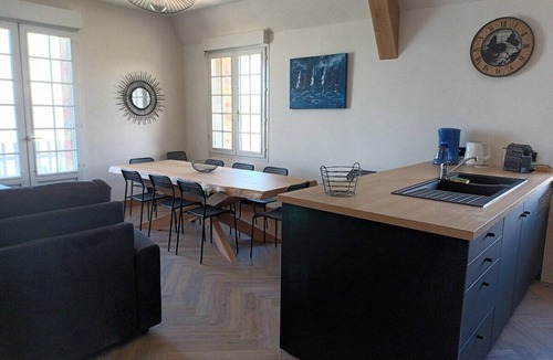 Veulettes-sur-Mer Apartment | Apartment with superb sea and land views