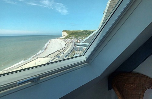 Veulettes-sur-Mer Apartment | Apartment with superb sea and land views
