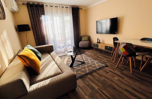 Les Cevennes Apartment | Apartment with 2 large bedrooms