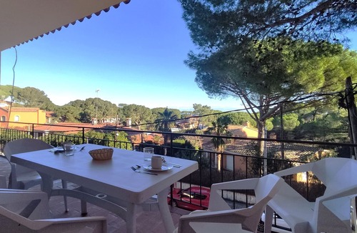 Pals Apartment | Apartment with A/C 400m from Playa de Pals (CP 2H - 511)