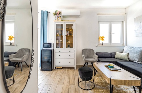 Bacvice Apartment | Apartment with a Terrace and Free Parking - Beach Nearby