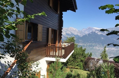 Veysonnaz Apartment | Apartment with a view of the mountains