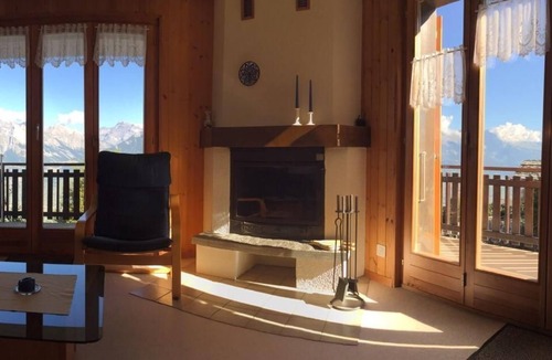 Veysonnaz Apartment | Apartment with a view of the mountains