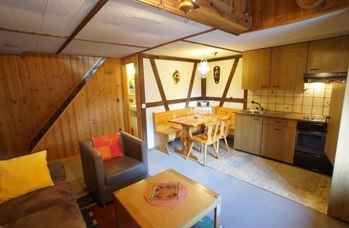 Sedrun Apartment | Apartment with a view of the mountains