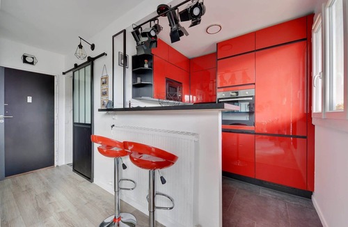Montrouge Apartment | Apartment with balcony near subway 4