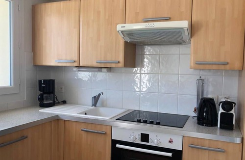 Merlimont-Plage Apartment | Apartment with bright sunny balcony