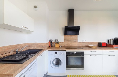 La Gueriniere Apartment | Apartment with direct beach access