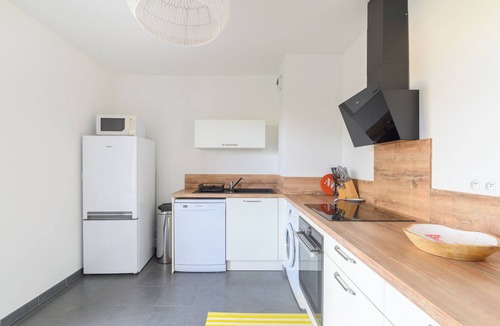 La Gueriniere Apartment | Apartment with direct beach access