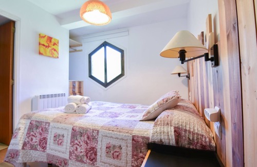 Esterri D'Aneu House | Apartment with Views of Esterri d'Àneu