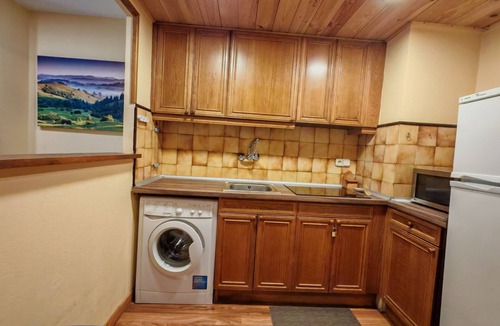 Pla de l'Ermita Apartment | Apartment with large garden - Isard 1
