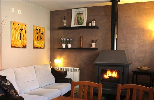 Ribes De Freser Apartment | Apartment with hydromassage in Eastern Pyrenees