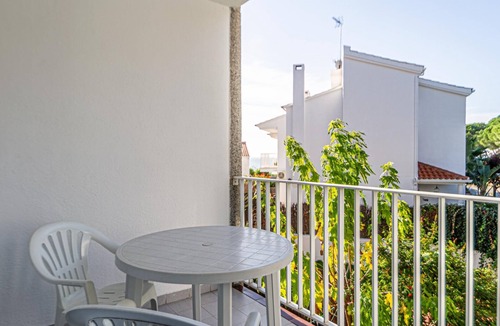 Sant Pol De Mar Apartment | Apartment with terrace a few steps from the beach