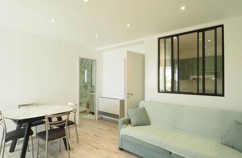 Montpellier Apartment | Apartment with AC, parking - 4 guests, sea view