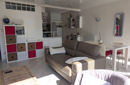 Port-la-Nouvelle Villa | Apartment with AC, sea view - 4 guests