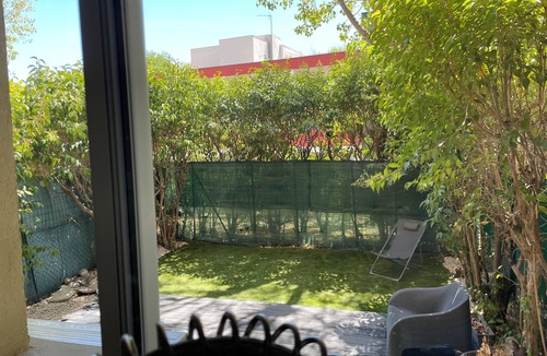 Castelnau-le-Lez Apartment | Apartment with garden and jacuzzi!