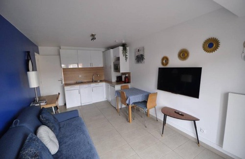 Montevrain House | Apartment with garden for 4 people, Close to Disney.