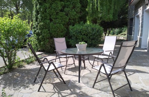Mediano Apartment | Apartment with garden and views of the Pyrenees