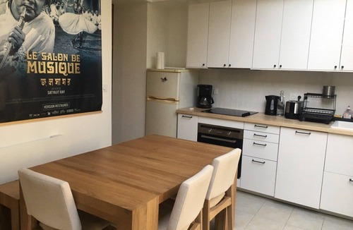 Notre-Dame du Mont Apartment | Apartment with garden in the heart of Cour Julien, Marseille