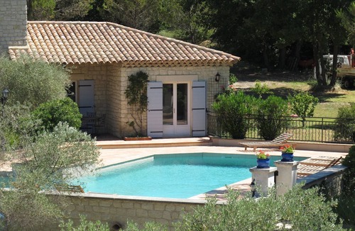 Lauris Cottage | Apartment with large terrace and pool access