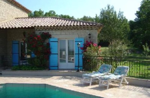 Lauris Cottage | Apartment with large terrace and pool access
