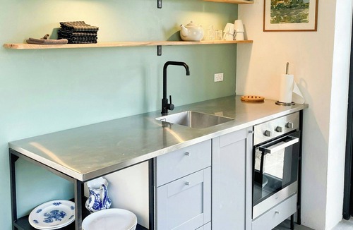 Hoeve Strand Apartment | Apartment with lovely views in Veddinge Bakker