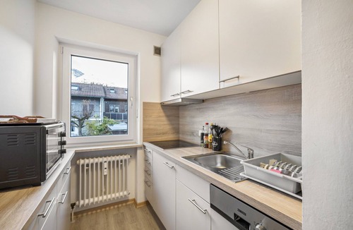 Oberaudorf Apartment | Apartment with Mountain View, Sauna, Shared Garden, and Wi-Fi