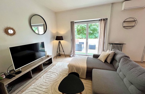 Faubourg Apartment | Apartment with parking