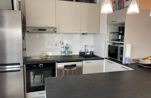La Pompignane Apartment | Apartment with Pool and Terrace in Montpellier