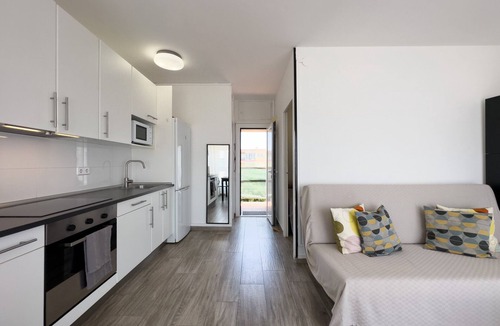 Gava Apartment | Apartment with pool in Gavá Mar