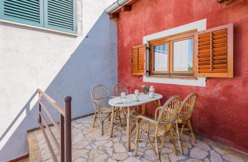 Strpacici Apartment | Apartment with pool Visnjan