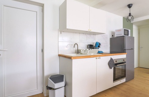 Arras Apartment | Apartment with Private Parking