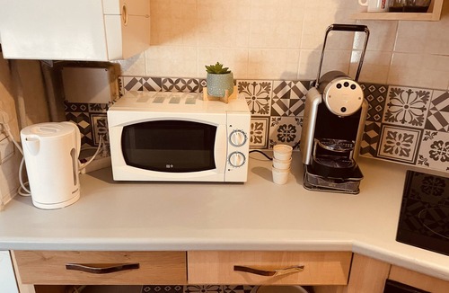 Maladiere Apartment | Apartment with private parking