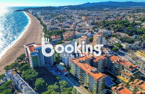 Platja d'Aro Apartment | APARTMENT WITH SEA VIEW, WIFI AND COMMUNITY POOL, VERY CLOSE TO EVERYTHING