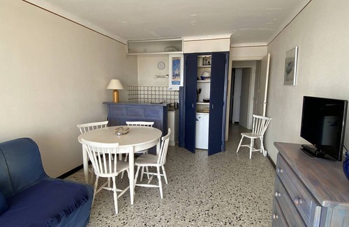 Le Port Apartment | Apartment with sea view - 4 guests