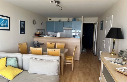Bray-Dunes Apartment | Apartment with sea view