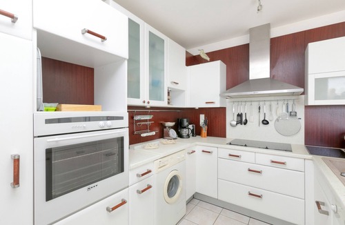 Le Croisic Apartment | Apartment with Sea View, Private Terrace and Wi-Fi