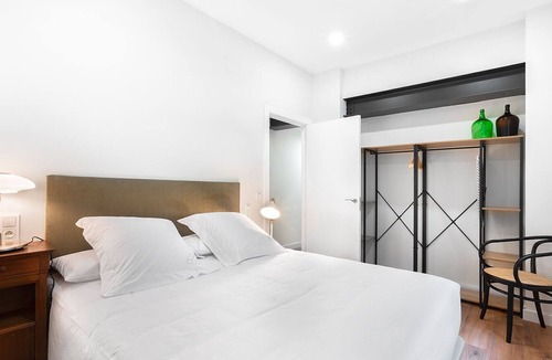 Tudela Apartment | Apartment with separate room