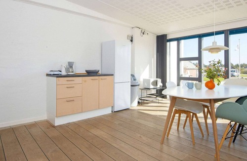 Vedersø Klit House | Apartment With Shared Kitchen in Holiday Park