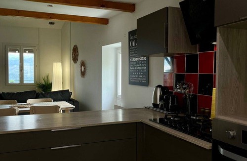 La Penne Apartment | Apartment with splendid panorama