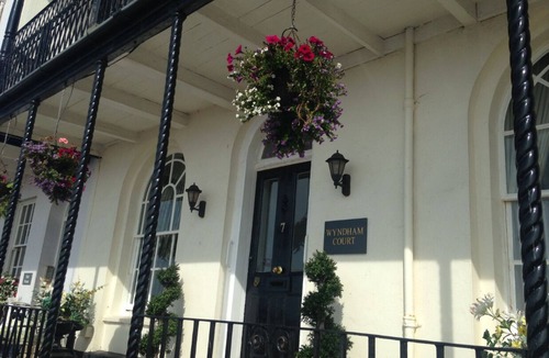 Sidmouth Apartment | Apartment with stunning sea view.