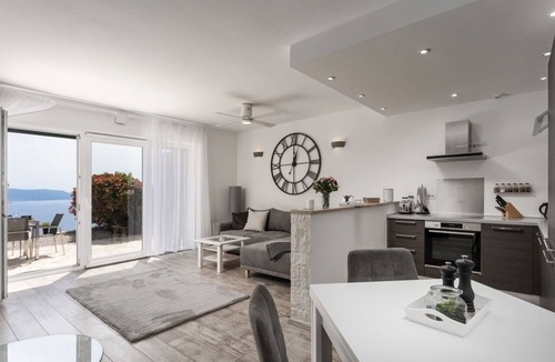 Ripenda Kosi Apartment | Apartment with stunning sea views and views of the island of Cres