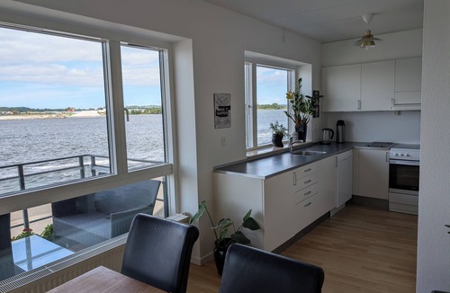Aalborg Condo | Apartment with stunning views of the Limfjord