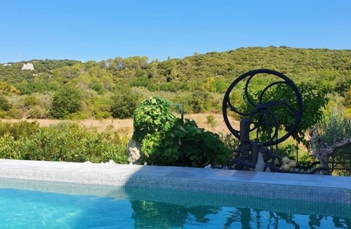 Les Matelles Apartment | Apartment with swimming pool and view of the garrigue