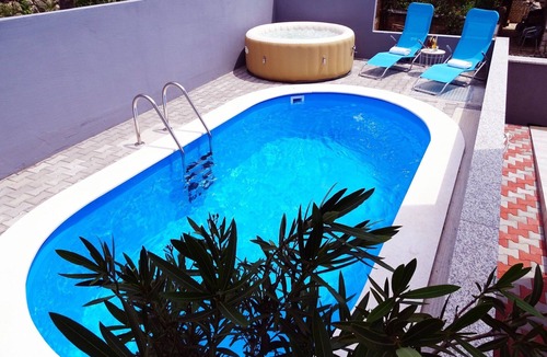Dramalj Villa | Apartment with swimming pool near sea