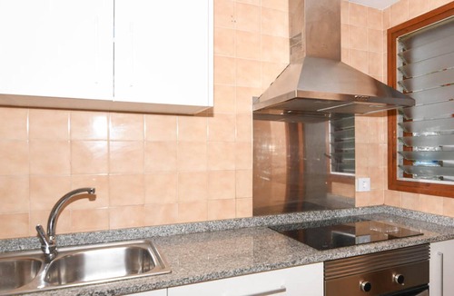 Comarruga Apartment | Apartment with terrace and communal pool
