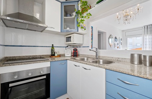 Cubelles Apartment | Apartment with terrace 250m beach and train