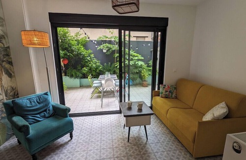 Pantin Apartment | Apartment with terrace close to transport