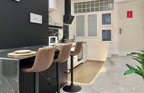 San Anton Apartment | Apartment with terrace next to Plaza de Toros