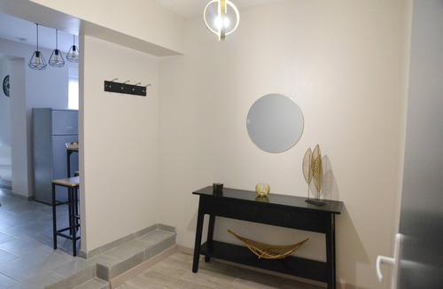 Anzin Apartment | APARTMENT WITH TERRACE