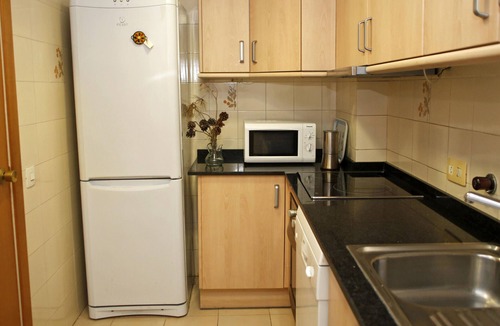 Torredembarra Apartment | Apartment with Wi-Fi and parking in Torredembarra